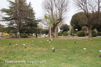 600 gomitoli per salvare Pratogiardino