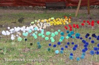 600 gomitoli per salvare Pratogiardino