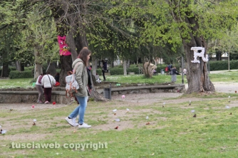600 gomitoli per salvare Pratogiardino