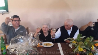 70 anni di matrimonio di Renato Tocchi e Agostina Tomarelli