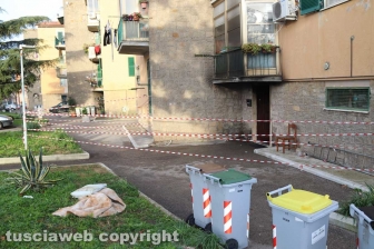 Incendio in una palazzina, muore ventenne