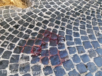 Aggressione nel centro storico di Viterbo - Due giovani accoltellati in via Valle Piatta