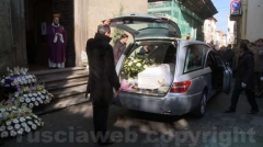 Vitorchiano  - I funerali della piccola Irene