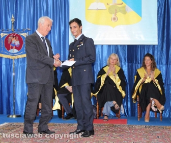 Aeronautica militare, laureati 75 allievi