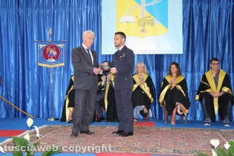 Aeronautica militare, laureati 75 allievi