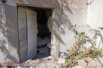 "Aiuto i miei figli con l'elemosina"