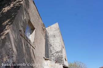 "Aiuto i miei figli con l'elemosina"