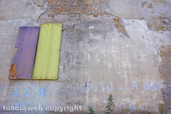 "Aiuto i miei figli con l'elemosina"