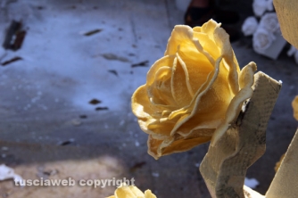 Al lavoro per il traliccio di Gloria