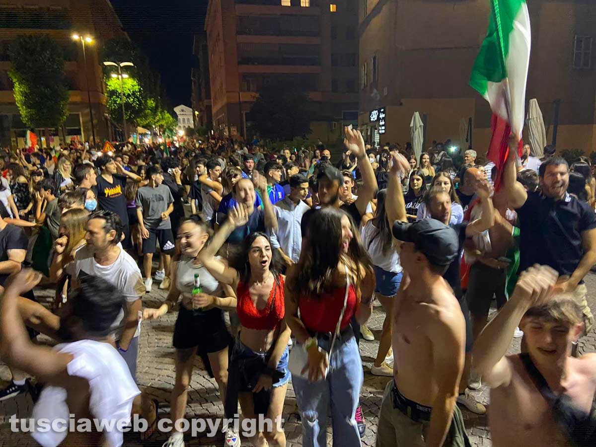 Al Sacrario esplode la festa