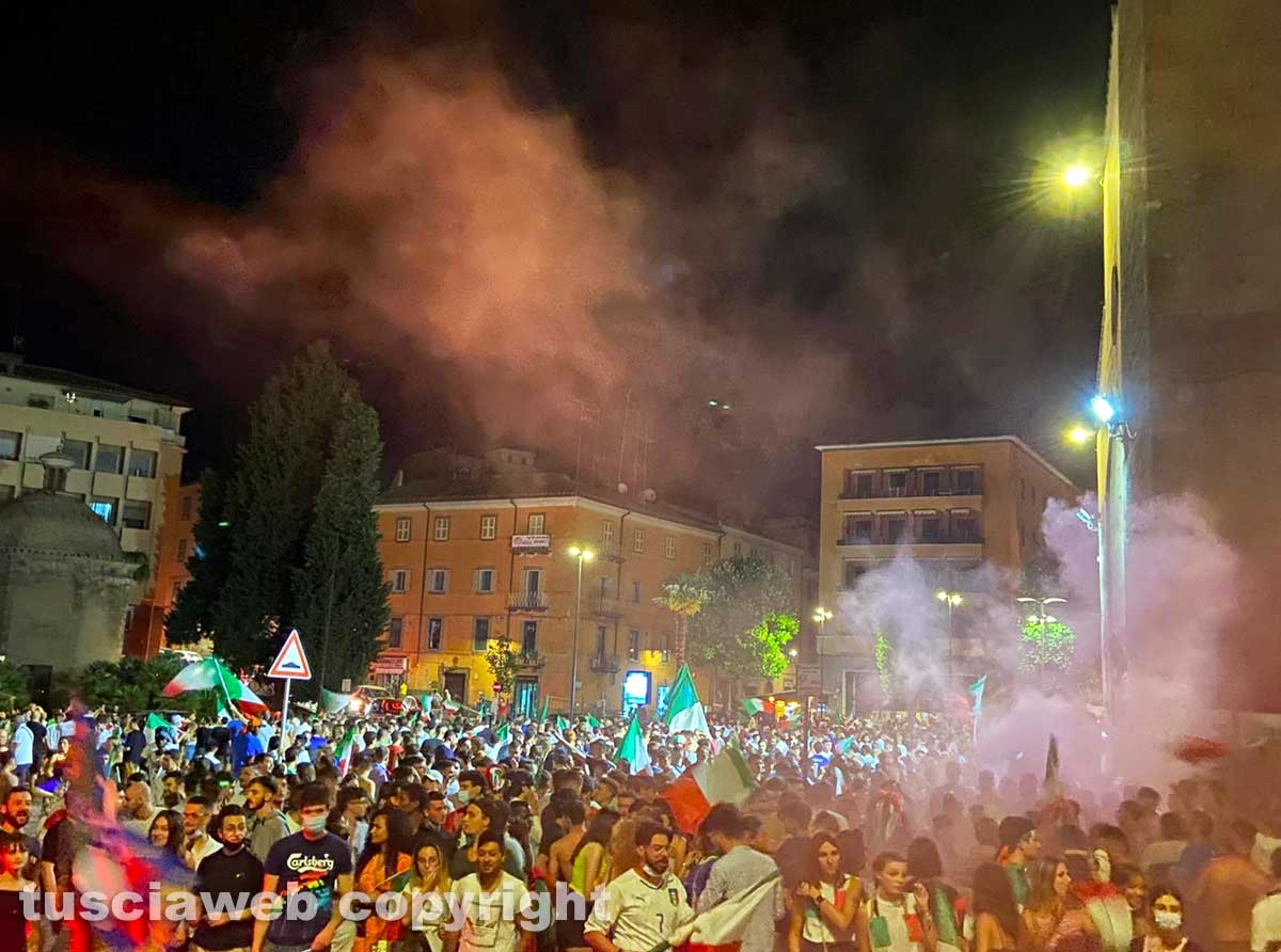 Al Sacrario esplode la festa