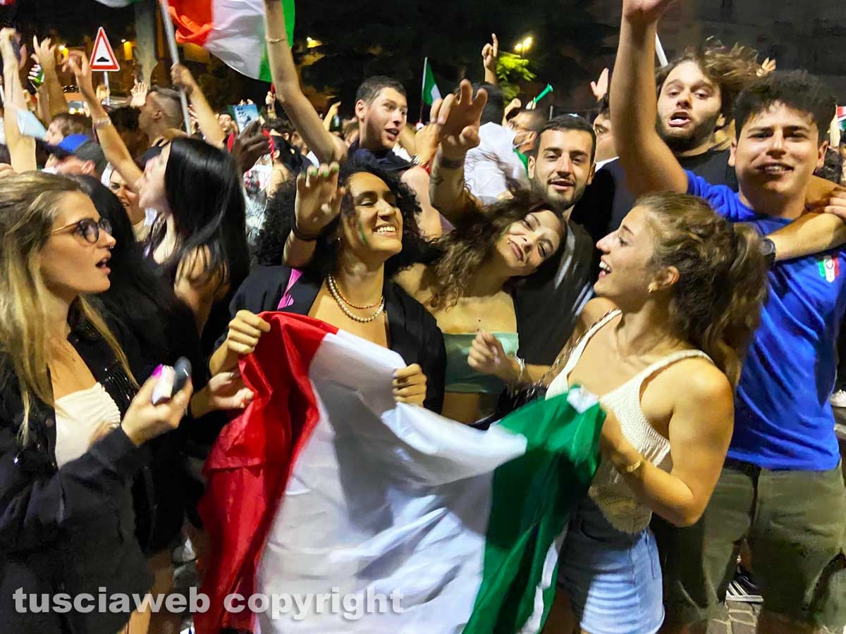 Al Sacrario esplode la festa