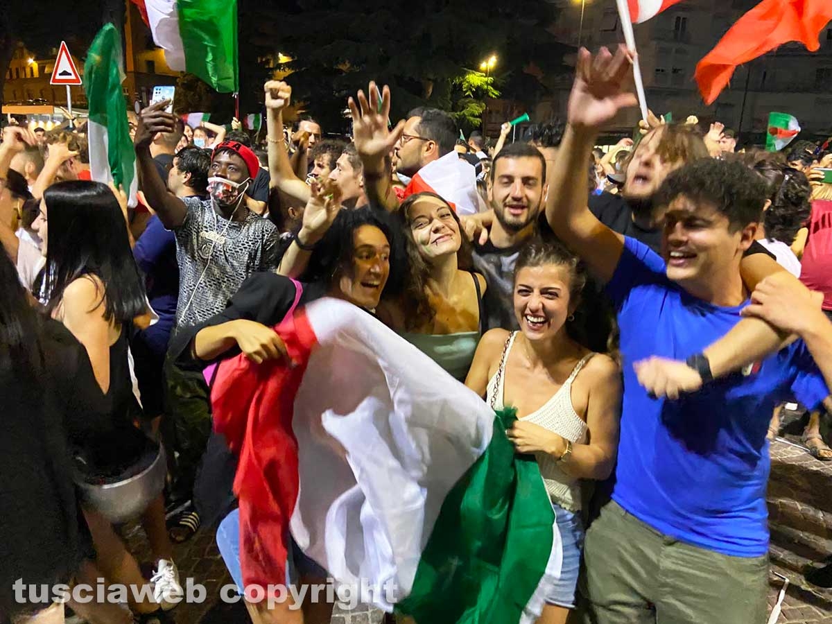 Al Sacrario esplode la festa