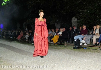Al Sacro bosco sfilano gli abiti rinascimentali