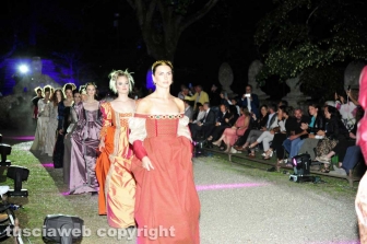 Al Sacro bosco sfilano gli abiti rinascimentali