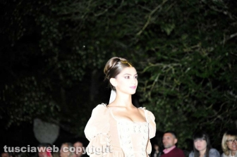 Al Sacro bosco sfilano gli abiti rinascimentali