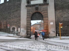 Alba con la neve a Viterbo