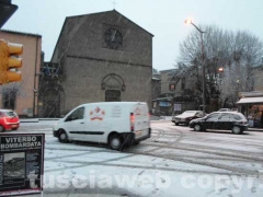 Alba con la neve a Viterbo