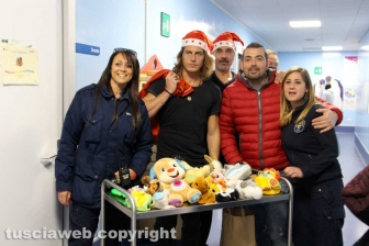 Viterbo - Alberto Mezzetti e Mammorappo a pediatria