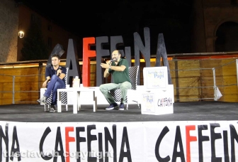 Alessandro Di Battista e Marco Lillo a Caffeina