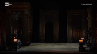 Milano - Alfonso Antoniozzi in scena nella Tosca alla Scala