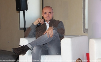 Signorini intervista Anna Tatangelo