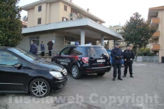 Allarme bomba a Equitalia - L\'intervento dei carabinieri