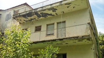 Alloggio abusivo nelle ex Terme Inps