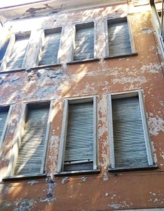 Alloggio abusivo nelle ex Terme Inps