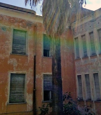 Alloggio abusivo nelle ex Terme Inps