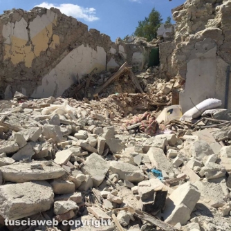 Terremoto - Pescara del Tronto