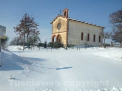 Anche le campagne sotto la neve