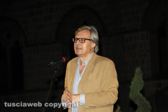 Vittorio Sgarbi a Caffeina