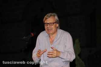 Vittorio Sgarbi a Caffeina