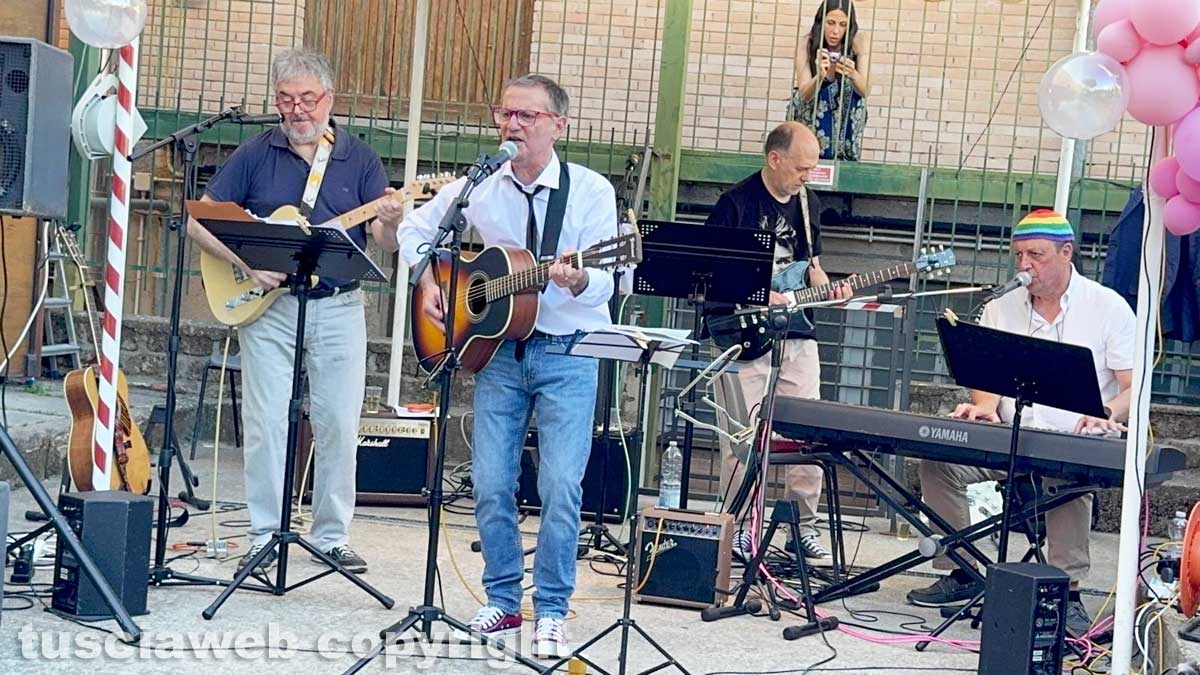 Viterbo - Antonello Ricci e Adriana Paolini si sposano ed è festa - Lo Spiffero con Dario Tredicucci, Massimo Giacci e Silvio Ciapica