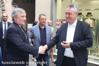 Antonio Tajani a spasso in città