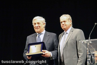 Antonio Tajani consegna le lauree all'Unitus