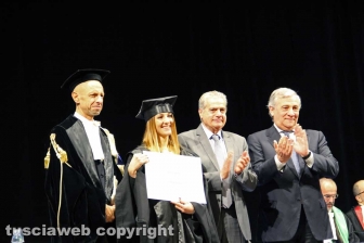 Antonio Tajani consegna le lauree all'Unitus