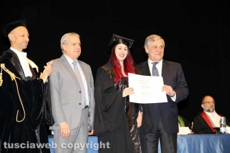 Antonio Tajani consegna le lauree all'Unitus