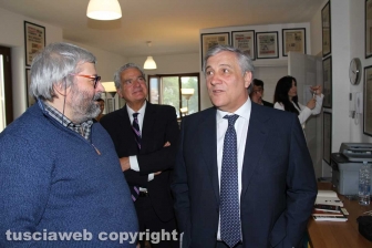 Antonio Tajani nella redazione di Tusciaweb