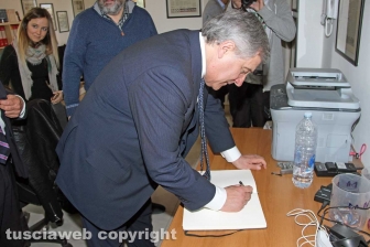 Antonio Tajani nella redazione di Tusciaweb