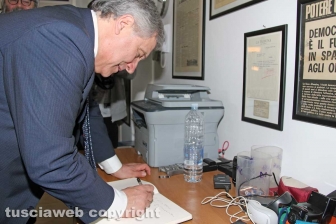 Antonio Tajani nella redazione di Tusciaweb