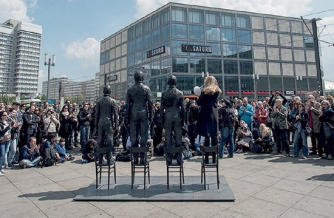 Il viaggio di Anything to say? per l\'Europa