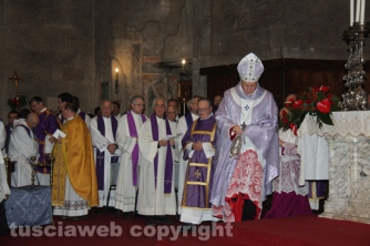 Viterbo - Aperta la porta santa del Giubileo