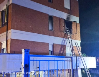 Viterbo - Incendio in via Monte Amiata