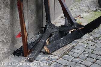 Viterbo - Appartamento in fiamme in via del Ginnasio