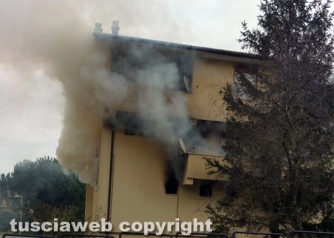 Monterosi - Appartamento in fiamme