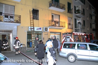 Viterbo - Appartamento in fiamme