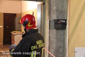 Viterbo - Appartamento in fiamme