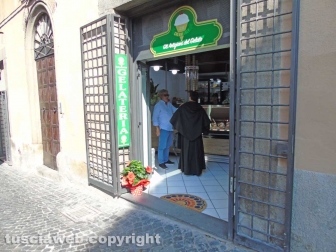 Apre la gelateria CreamItaly